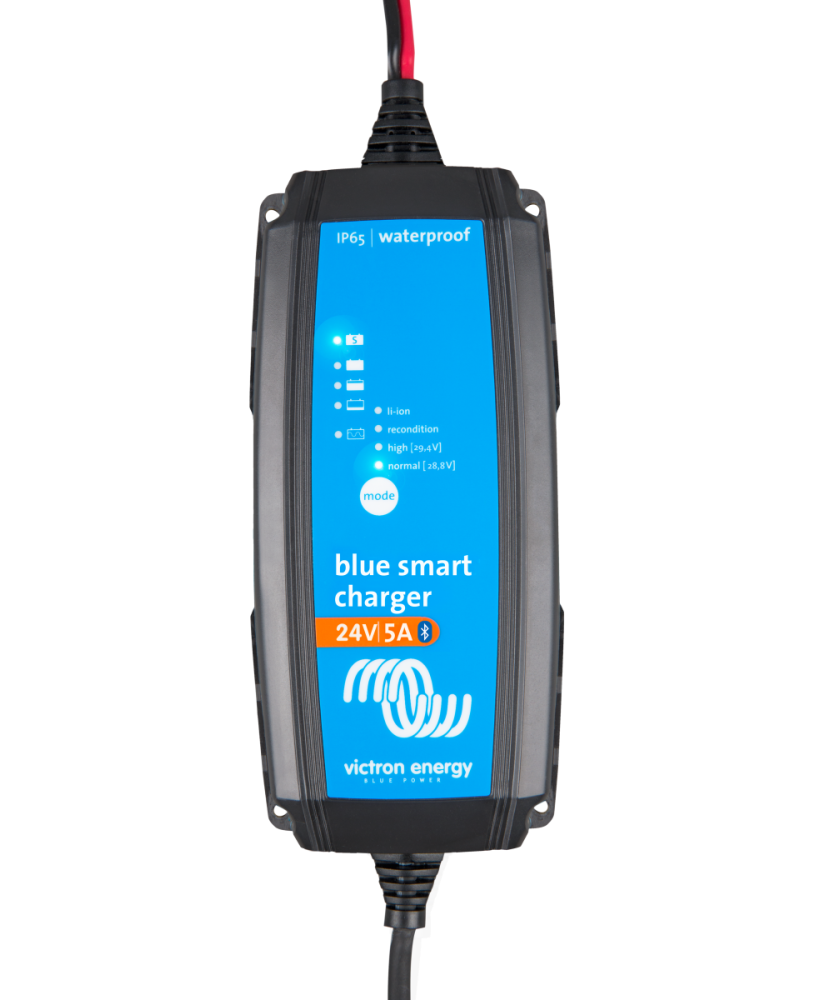 Blue Smart IP65 Charger 24/5(1) 230V CEE 7/17 Victron Energy
